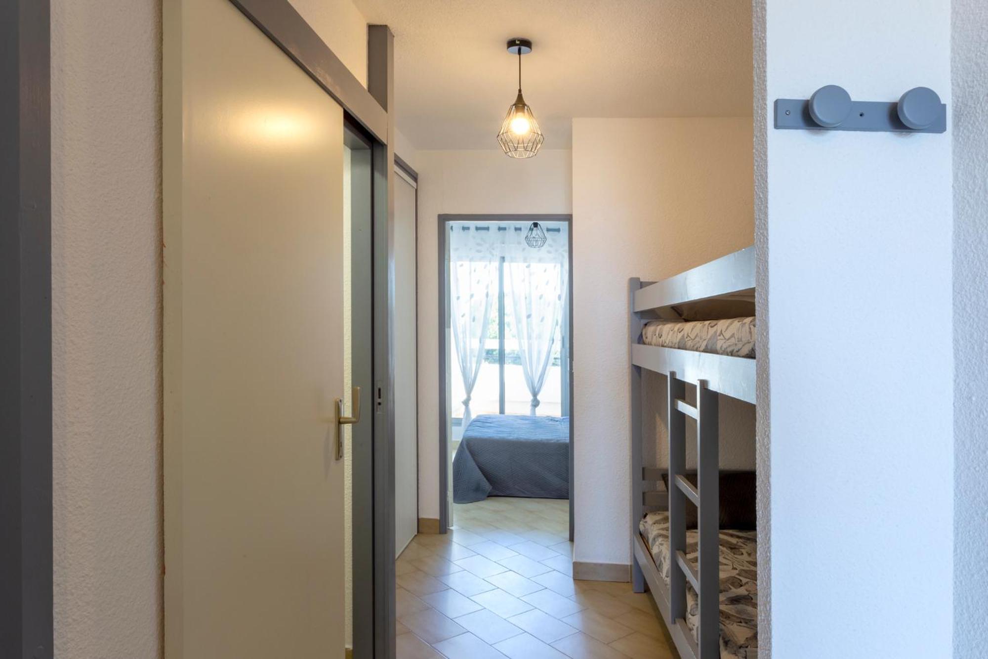 Chez Fabienne - Superbe Appartement Avec Vue Sur La Mer Et Parking La Grande-Motte Esterno foto