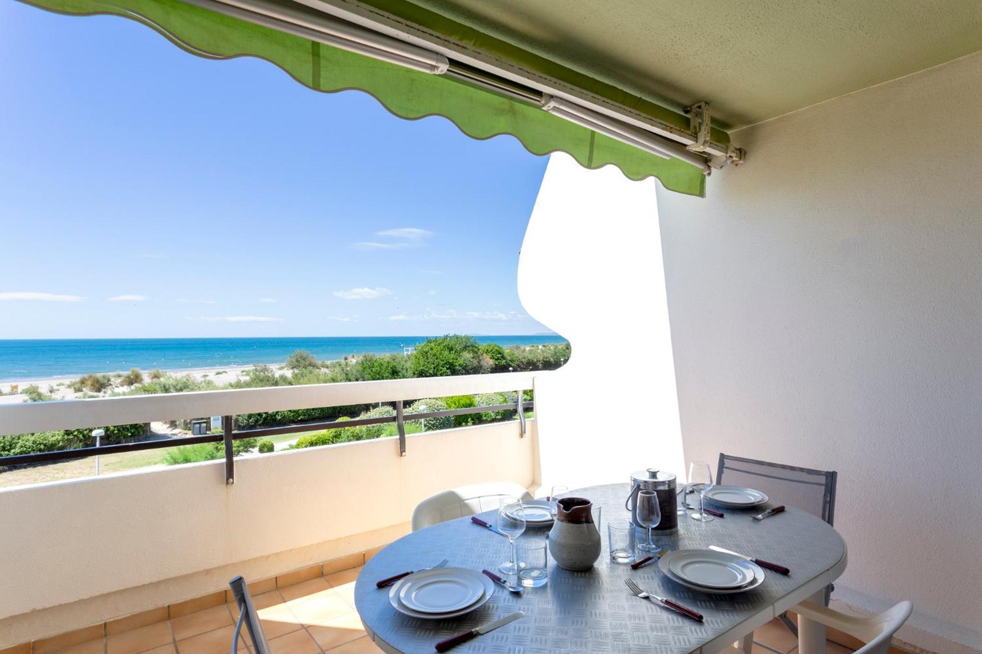Chez Fabienne - Superbe Appartement Avec Vue Sur La Mer Et Parking La Grande-Motte Esterno foto