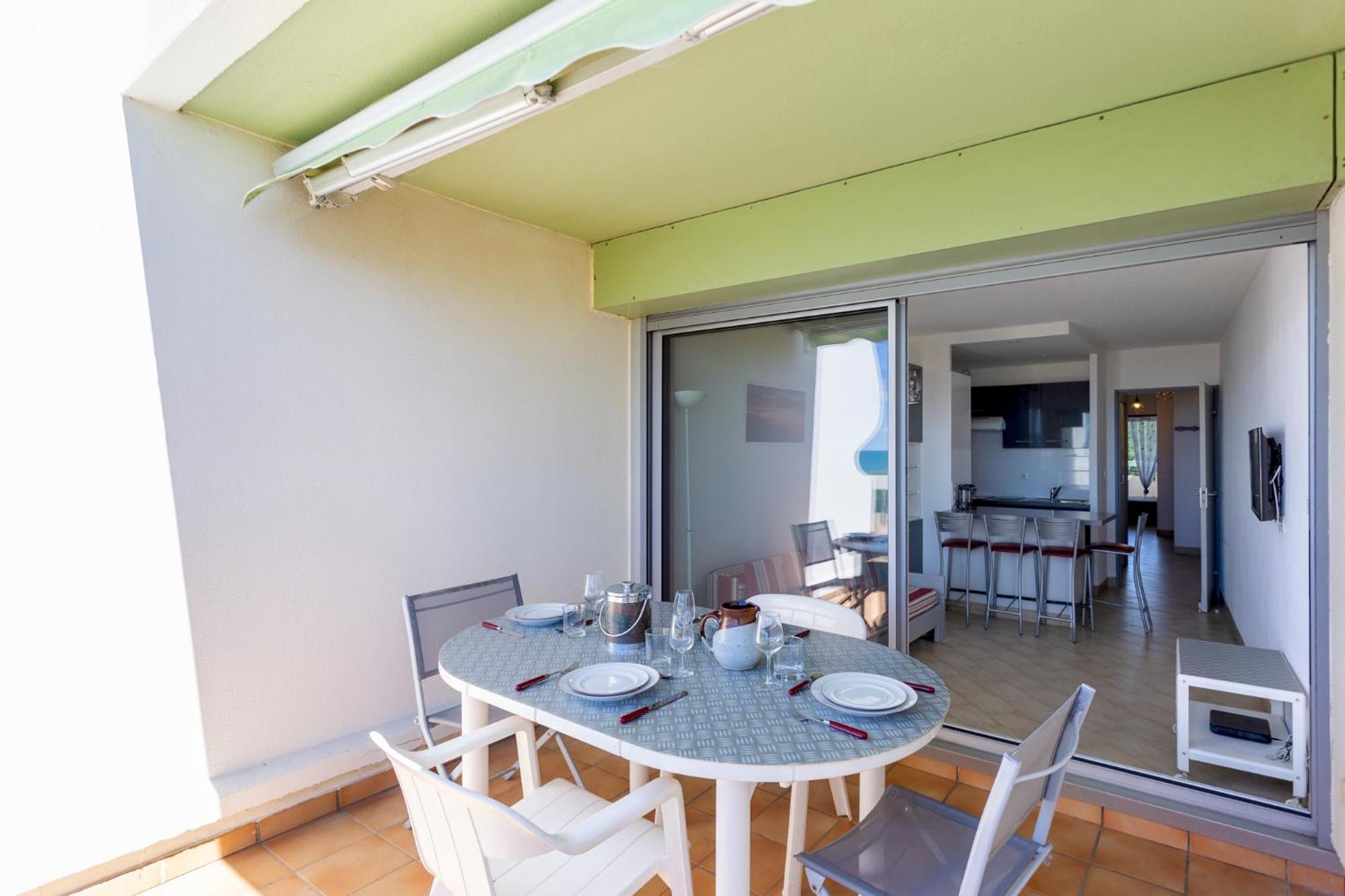 Chez Fabienne - Superbe Appartement Avec Vue Sur La Mer Et Parking La Grande-Motte Esterno foto