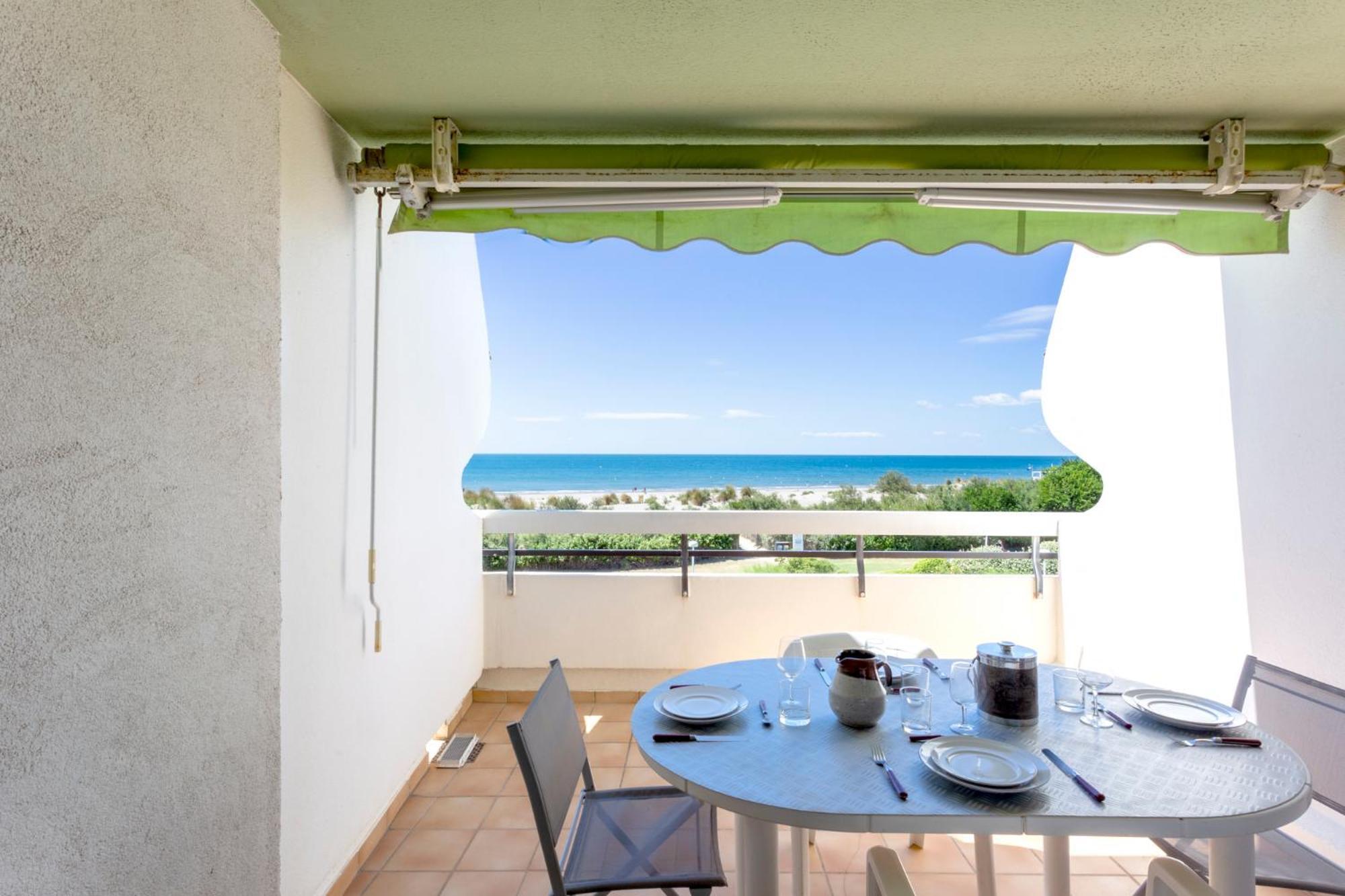 Chez Fabienne - Superbe Appartement Avec Vue Sur La Mer Et Parking La Grande-Motte Esterno foto